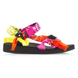 ARIZONA LOVE
Trekky Colorblock Bandana Sandals